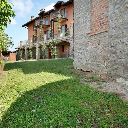 La Corte Di Langa Giada Albaretto Della Torre